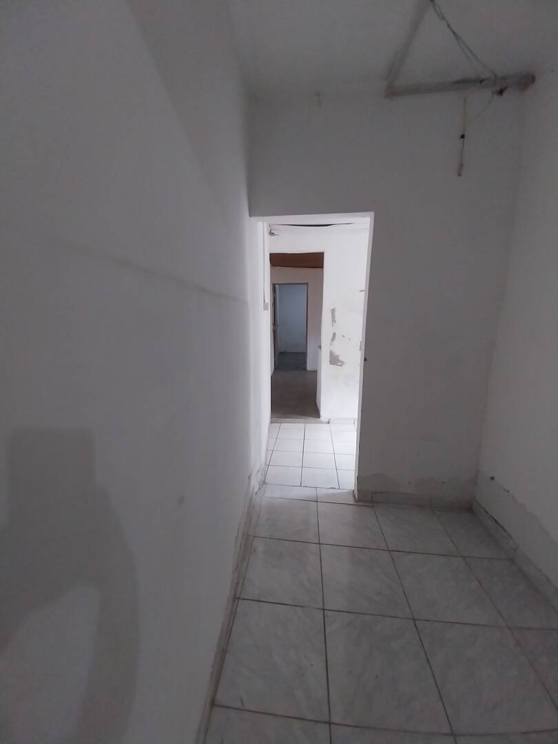 Casa à venda com 2 quartos, 90m² - Foto 6