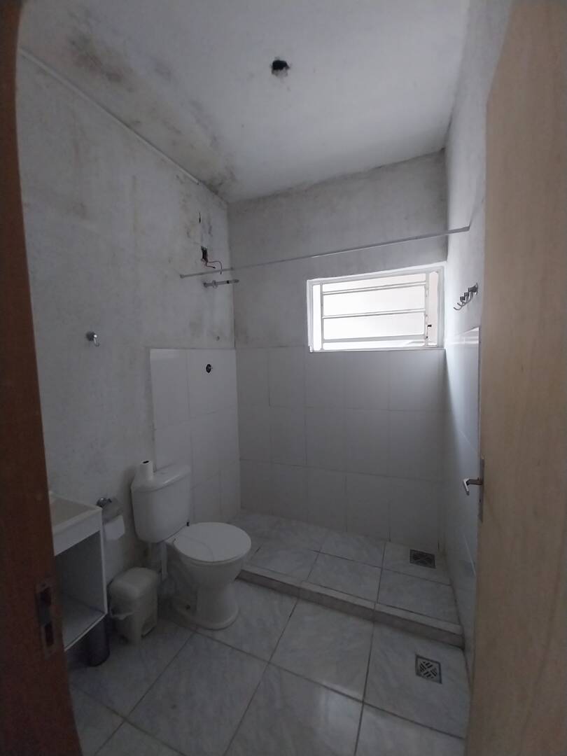 Casa à venda com 2 quartos, 90m² - Foto 7