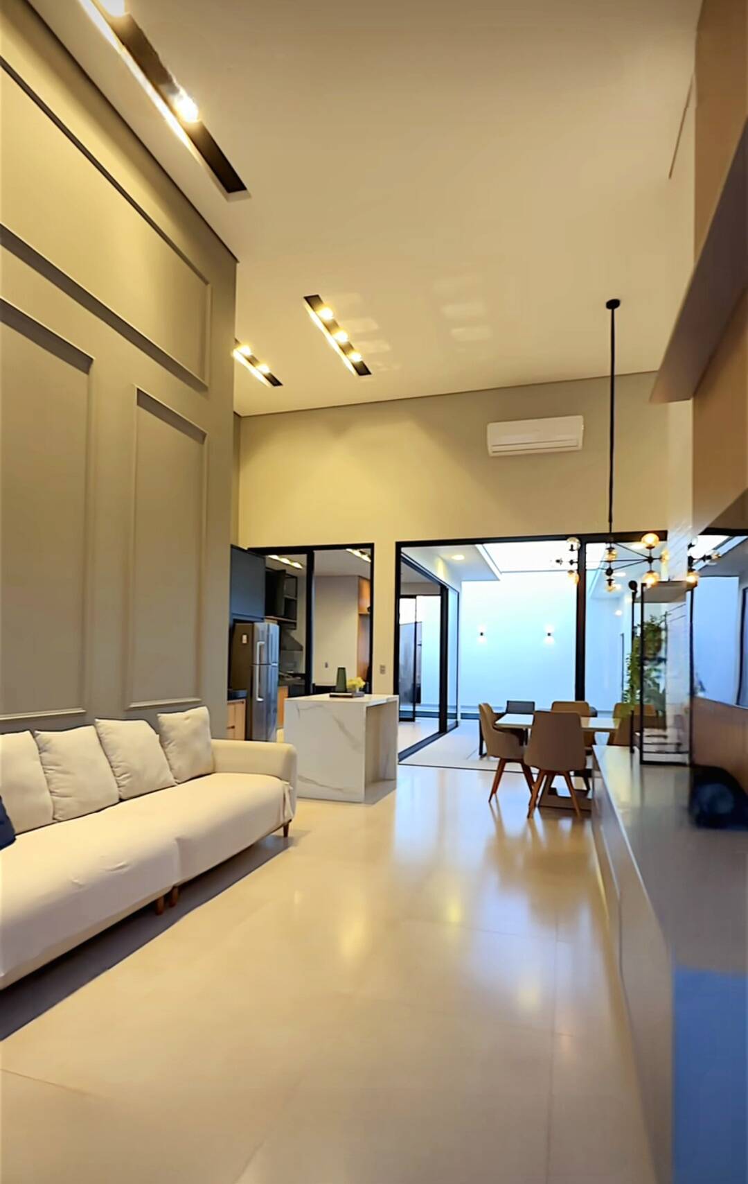 Casa à venda com 3 quartos, 180m² - Foto 4