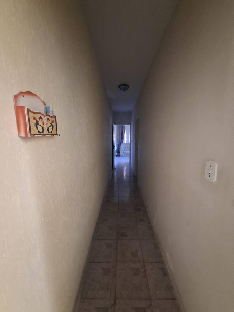 Casa à venda com 4 quartos, 271m² - Foto 5