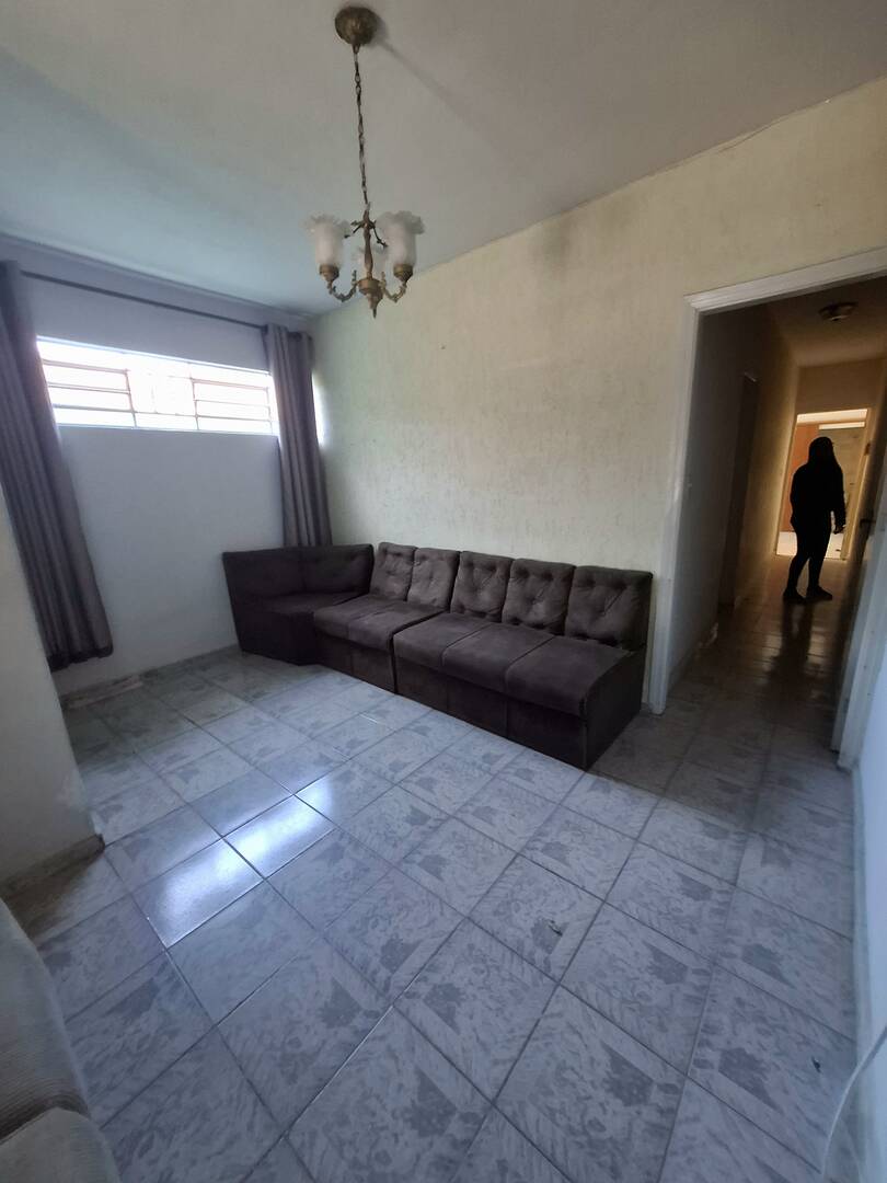 Casa à venda com 4 quartos, 271m² - Foto 3