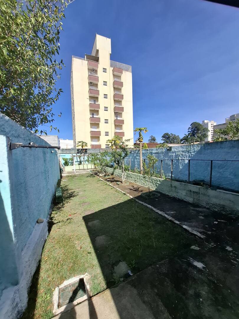 Casa à venda com 4 quartos, 271m² - Foto 14