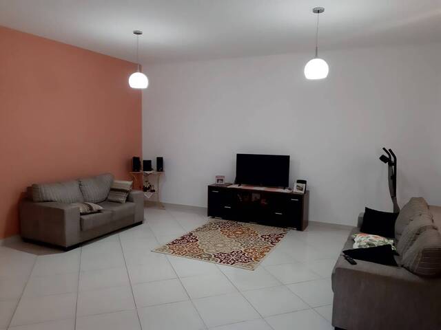 #12 - Casa para Venda em Taubaté - SP