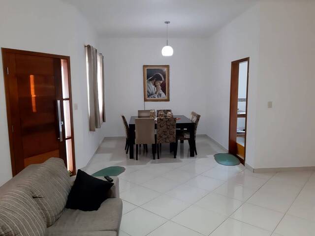 #12 - Casa para Venda em Taubaté - SP
