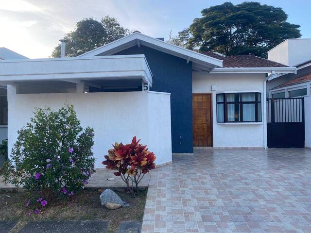 #16 - Casa para Venda em Taubaté - SP